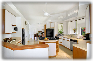Fully equipped kitchen