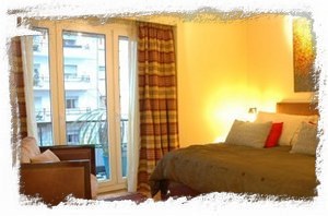 Master Bedroom..King Bed..Italian linens