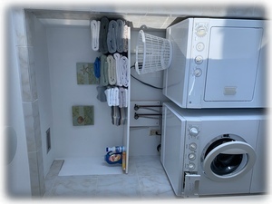 laundry in unit